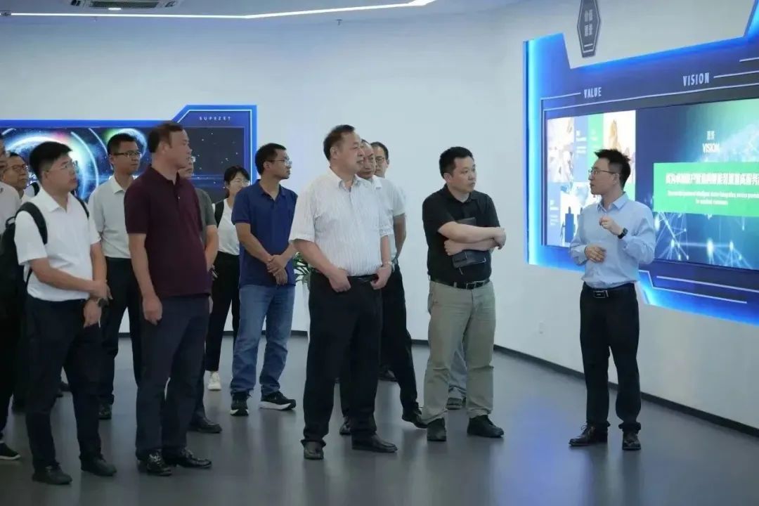 新能源 新动力 新未来|z6com·尊龙股份“动力与能源产业集群”圆桌座谈会顺利召开