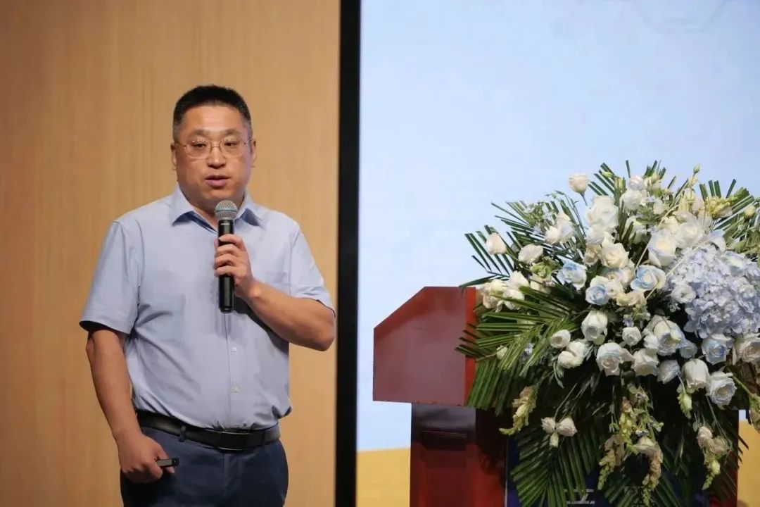 新能源 新动力 新未来|z6com·尊龙股份“动力与能源产业集群”圆桌座谈会顺利召开